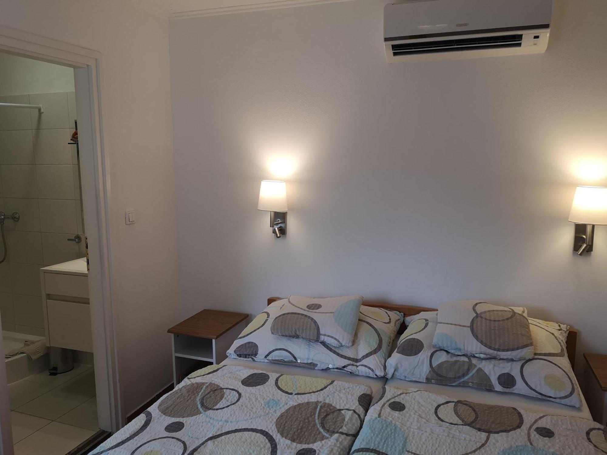 Apartman Kaszás Garden Mosonmagyaróvár Esterno foto