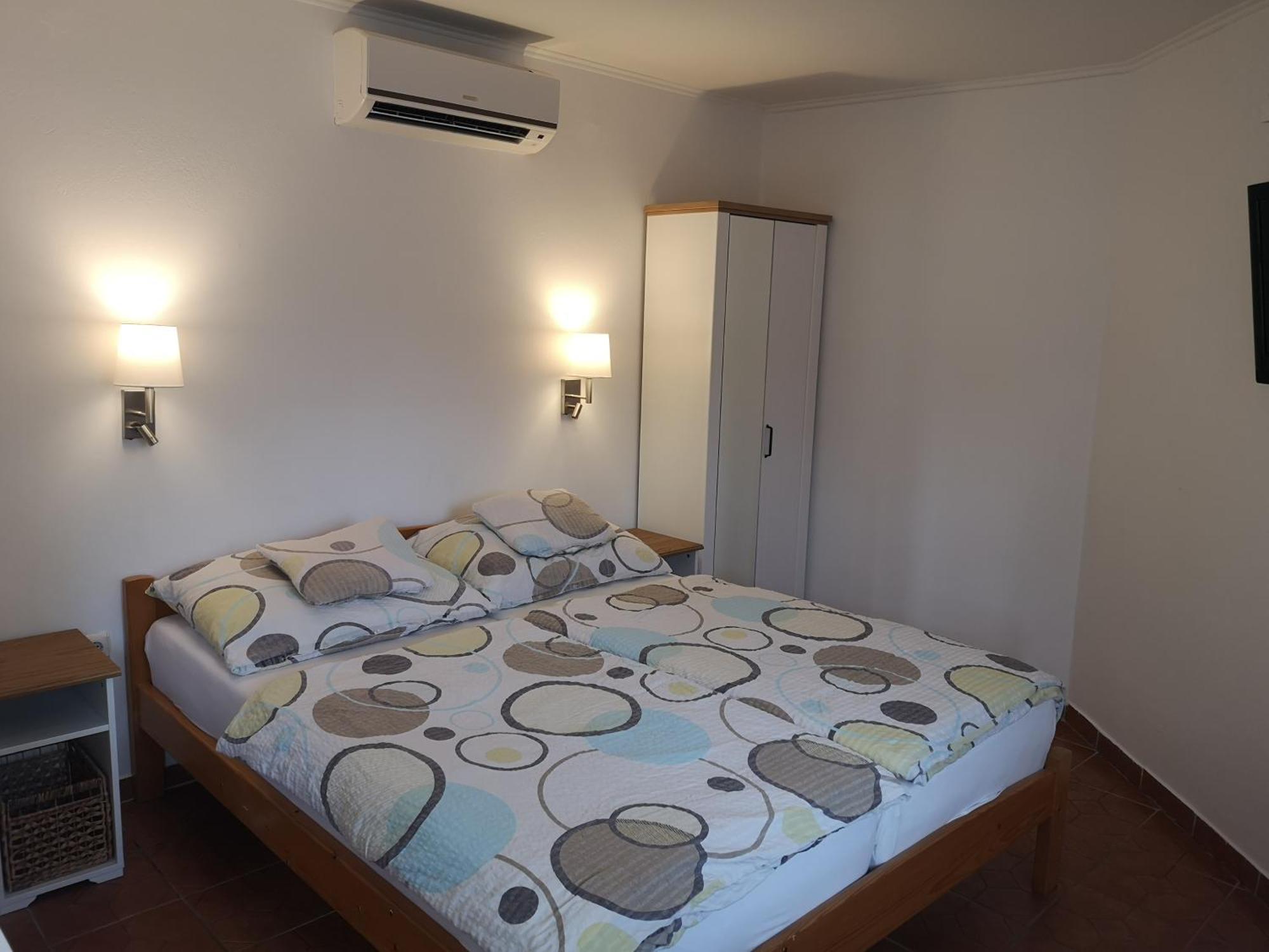 Apartman Kaszás Garden Mosonmagyaróvár Esterno foto