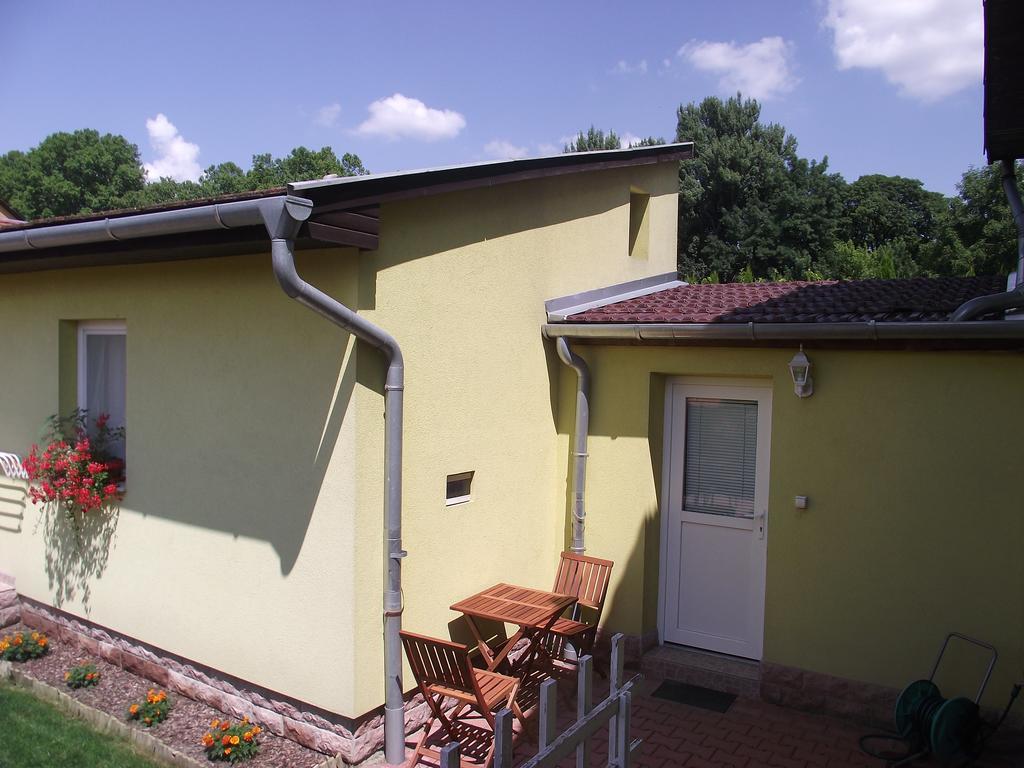 Apartman Kaszás Garden Mosonmagyaróvár Esterno foto
