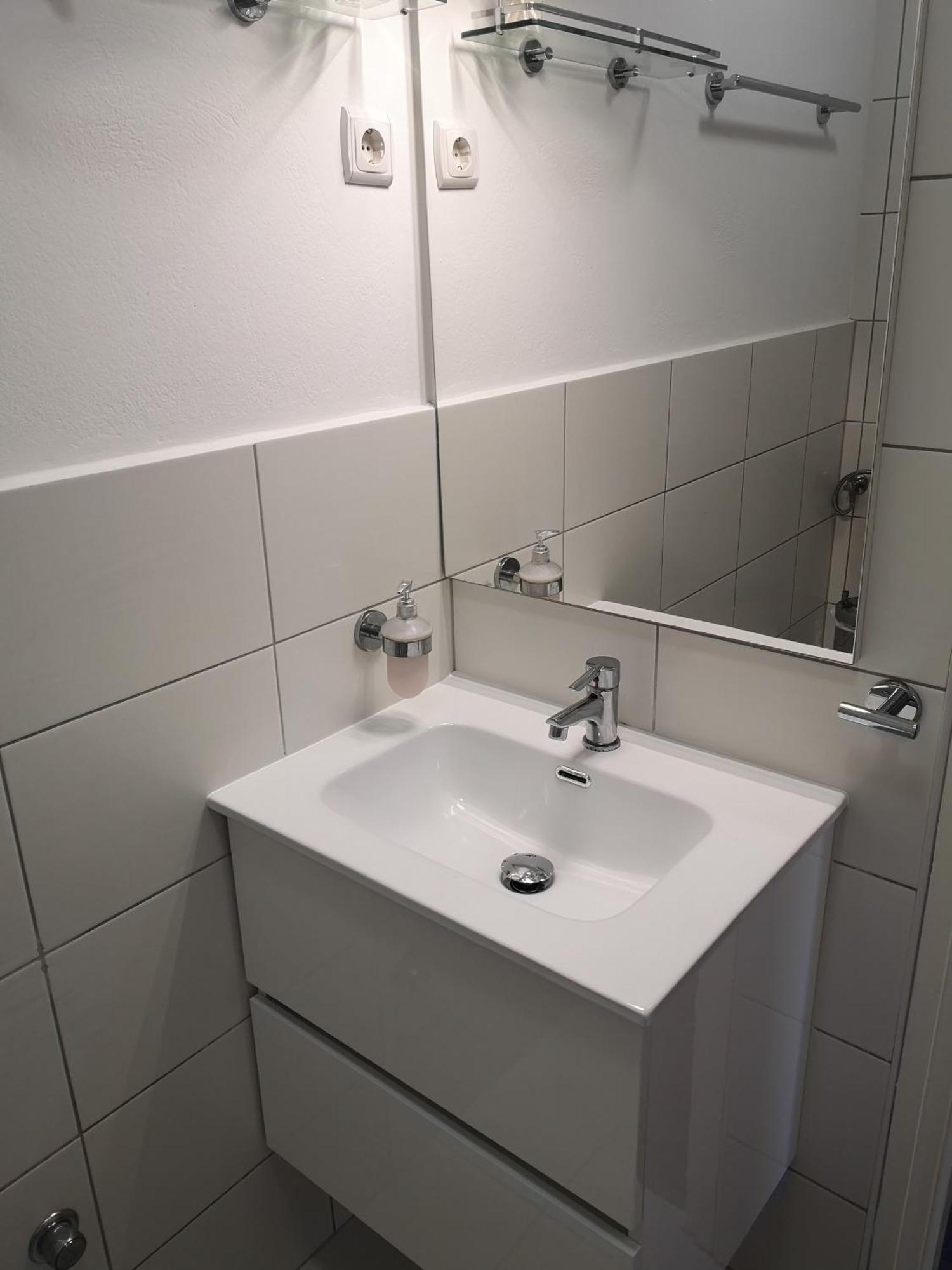 Apartman Kaszás Garden Mosonmagyaróvár Esterno foto