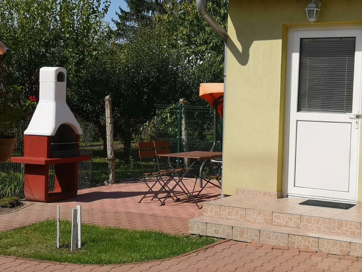 Apartman Kaszás Garden Mosonmagyaróvár Esterno foto